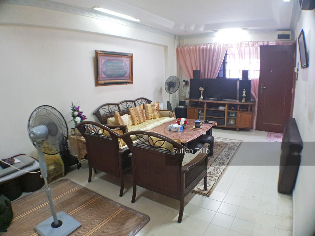 Tampines Street 82 thumbnail photo